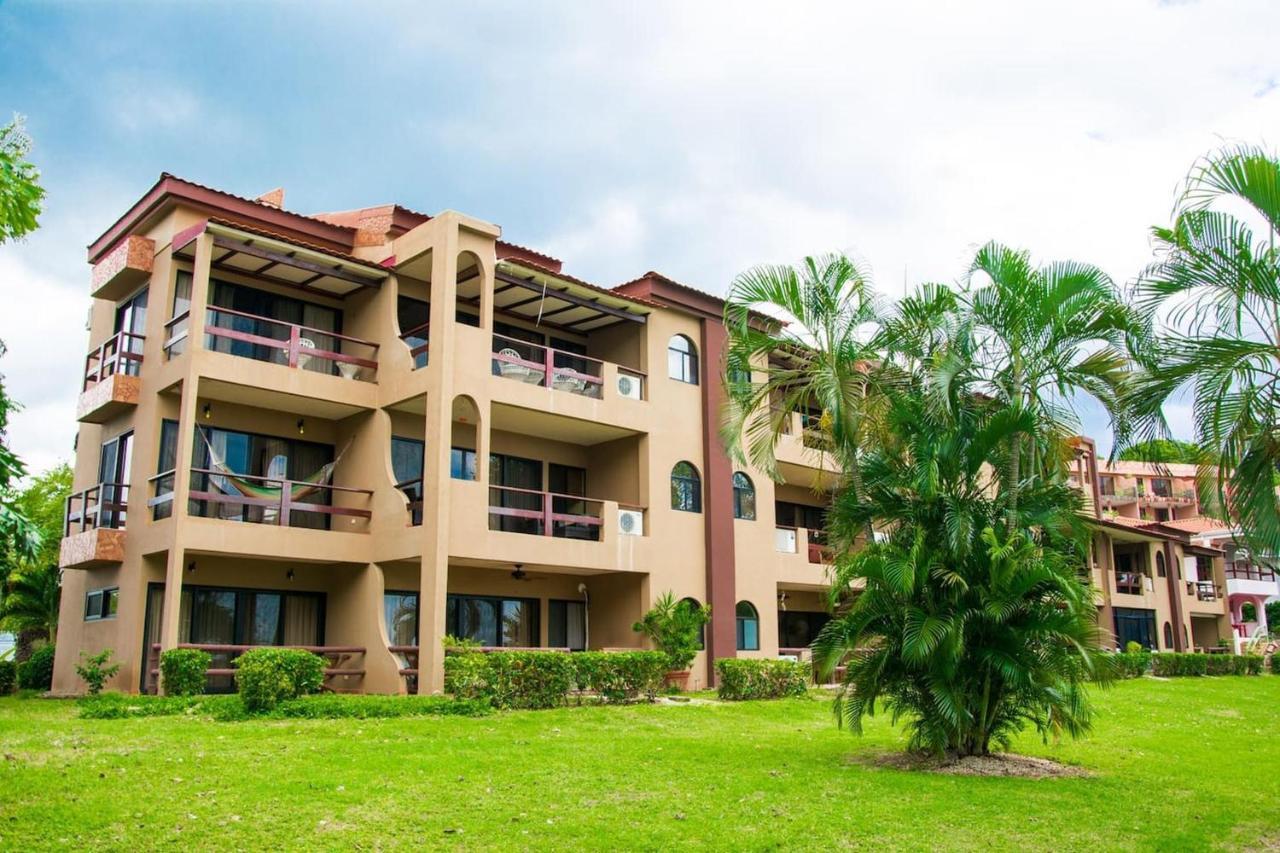 Warm Interiors And Orange Hues On Ground Floor In Front Of Beach Playa Flamingo Exteriér fotografie